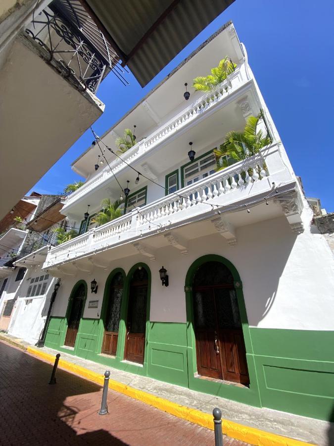 Amazinn Places Rooftop And Jacuzzi I * Panama Stadt